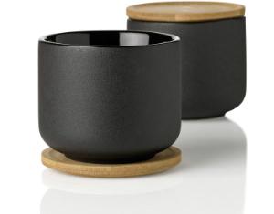 stelton-theo-teebecher-mit-zugehoerigem-untersetzer-aus-nachhaltigem-bambus