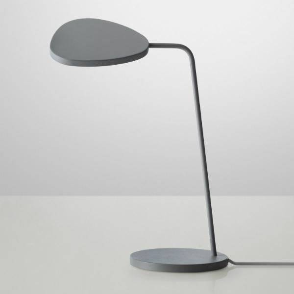 Design-Schreibtischleuchte "Leaf" von Muuto Design-Schreibtischleuchte Leaf von Muuto