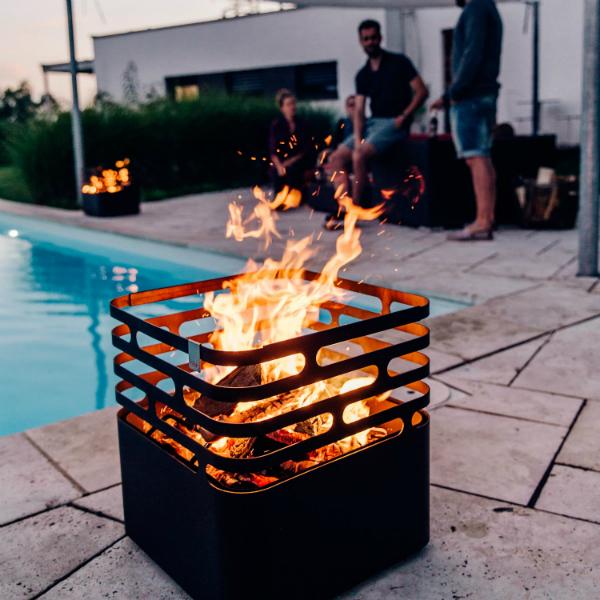 Feuerstelle CUBE von höfats | Feuerkorb & Hocker hoefats-cube-feuerkorb