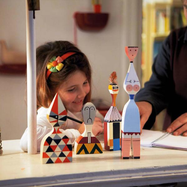 Kinderspielzeug aus Holz: Vitra Wooden Doll vitra-wooden-doll