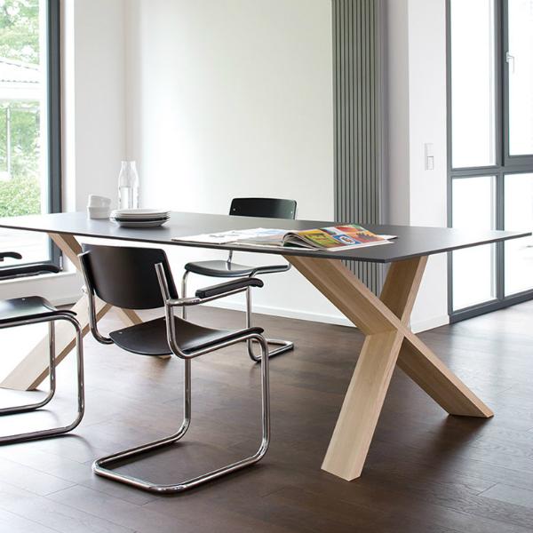 conmoto: X-Man Tisch für Indoor x-man-tisch-conmoto