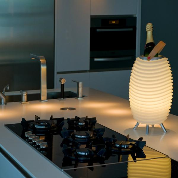 Kooduu LED Leuchte/Weinkühler/Lautsprecher: Synergy | dänisches Design mit drei Funktionen und drei Größen kooduu-synergy-led-leuchte