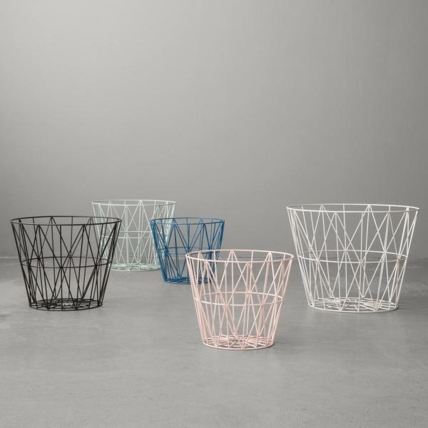 Wire Basket, Drahtkorb | Material: pulverbeschichteter Eisendraht | Design: ferm Living ferm-living-wire-basket