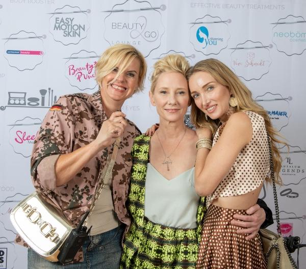 Veranstalterinnen + Hollywood Schönheit Petra Engelking, Anne Heche, Marina Rudolph Veranstalterinnen + Hollywood Schoenheit Petra Engelking, Anne Heche, Marina Rudolph