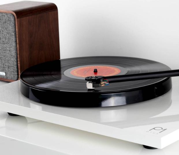 Rega Planar 1 Plus Rega Planar 1 Plus