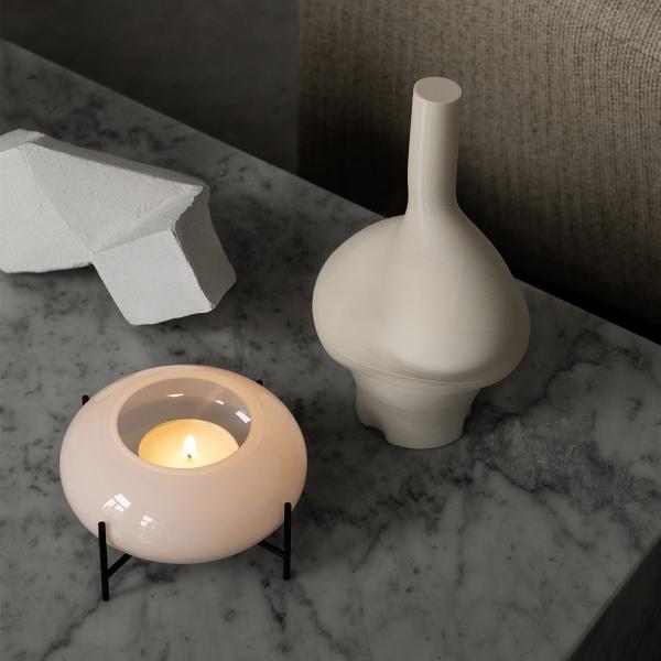 menu Echasse - Schale | Gestell aus Messing | Design: Theresa Rand | Material: Messing und Glas menu-echasse-hurricane