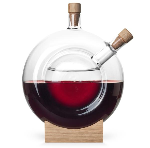Mater Double Bottle | 2 Karaffen | Design: Eva Harlou mater-double-bottle-weinprobe-fuer-zuhause