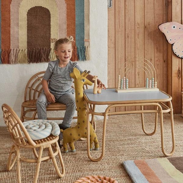 OYOY - Rainbow Kindertisch | Design: OYOY oyoy-rainbow-kindertisch