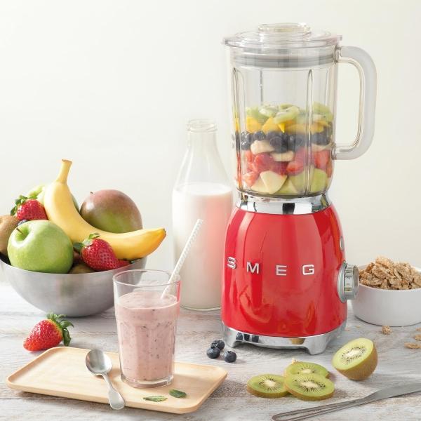 SMEG Standmixer Retro Style | 1,5 Liter Fassungsvermögen | Design: SMEG smeg-50er-style-standmixer-smoothie-ideen