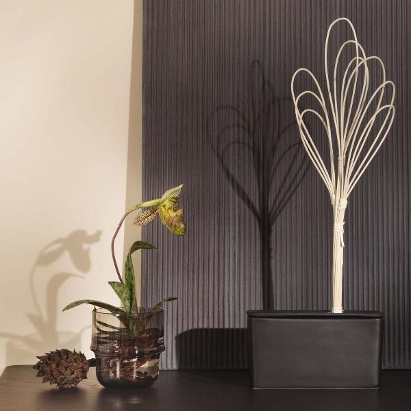 Design House Stockholm Bonsai Blossom Diffuser Raumduft | Design: Takafumi Nemoto design-house-stockholm-bonsai-blossom-set-home-office-einrichten