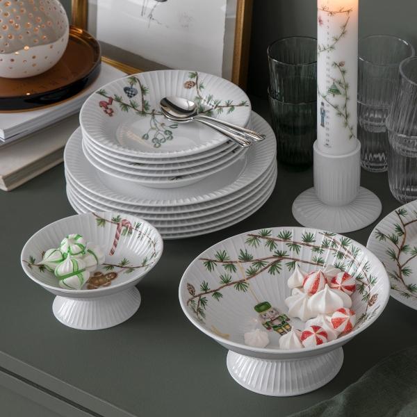 Kähler Hammershoi Weihnachtsschale auf Fuß | Dekorative Schalen | Design: Hans-Christian Bauer & Rikke Jacobsen kaehler-design-hammershoi-weihnachtsschale-kay-bojesen-georg-jensen-weihnachten
