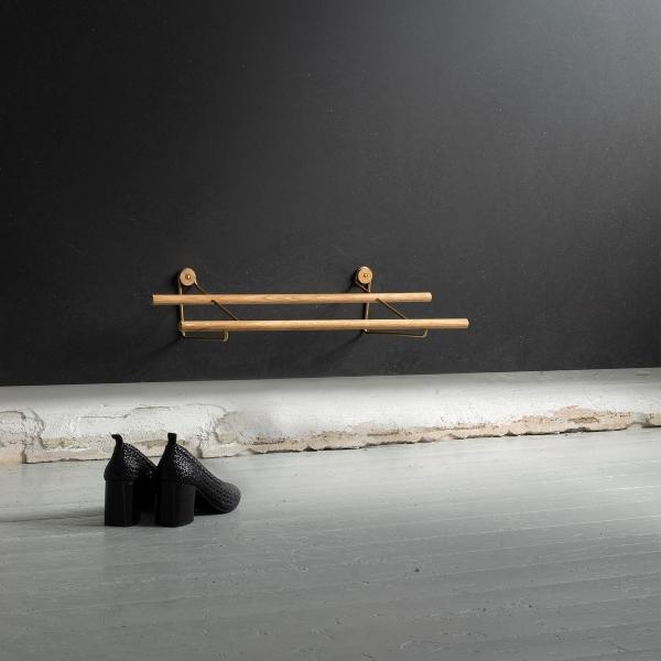 We Do Wood – Shoe Rack mini Schuhregal | Design: Sebastian Jorgensen we-do-wood-shoe-rack-schuhregal-mini