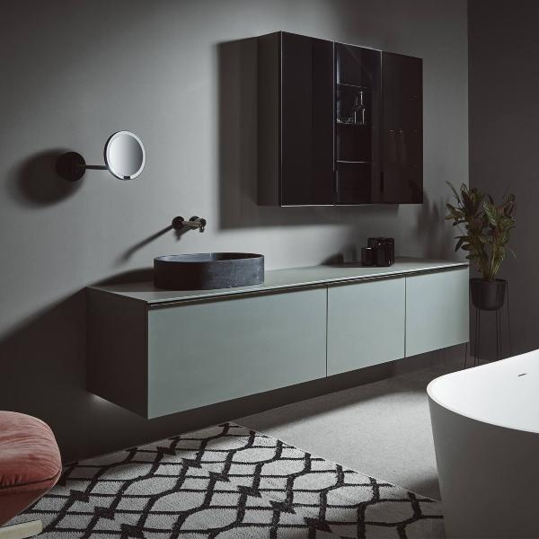Decor Walther Just Look WR | mit Sensor, schaltet automatisch an und aus | in 3 Stufen dimmbar, Betrieb über Akku decor-walther-just-look-wr-wandkosmetikspiegel-schoene-valentinsgeschenkideen