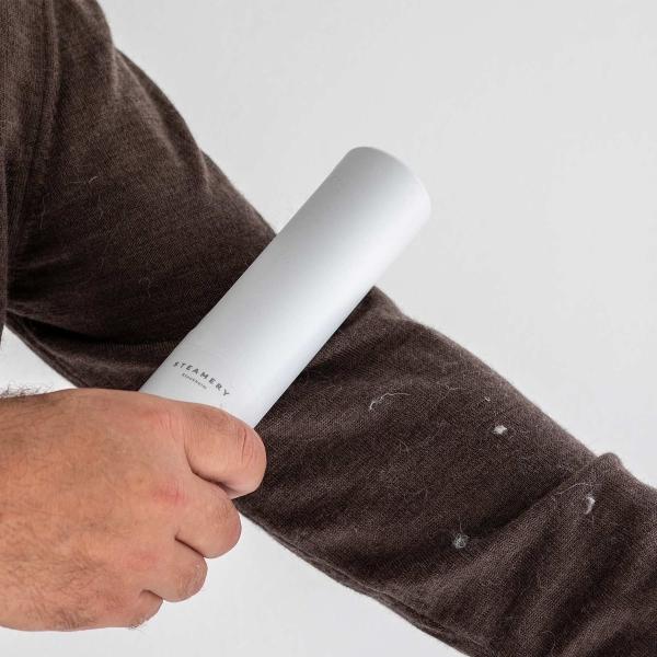 Steamery – Lint Brush | minimalistische Bekleidungsbürste | Design: Steamery steamery-lint-brush