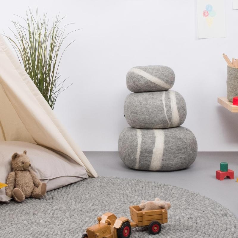 myfelt – Filz-Kieselstein Carl | Meditationskissen, Yogakissen oder Dekokissen myfelt-kieselsteinkissen-carl