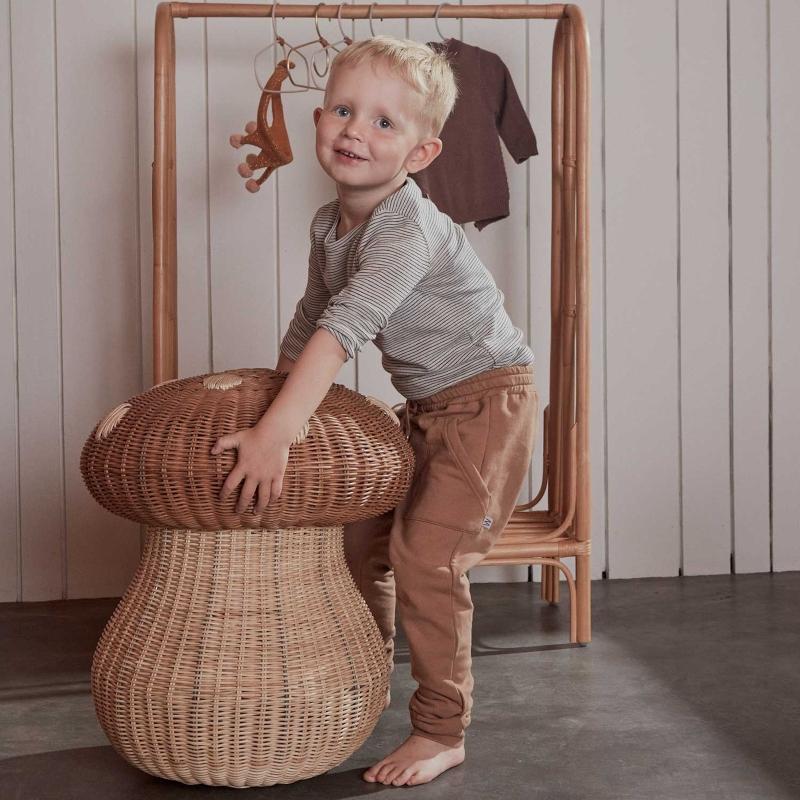 OYOY – Rattankorb Mushroom oyoy-mushroom-aufbewahrungskorb-schoene-kinderdeko