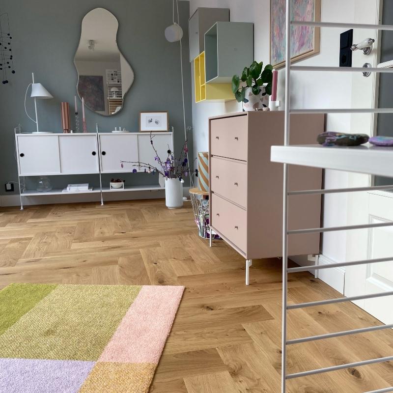 String Regalsystem Schrank mit Schiebetüren herein-spaziert-string-wintergarten