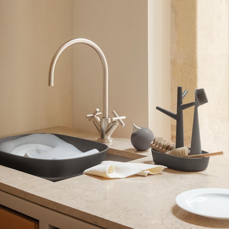 Eva Solo: Spülorganzier für Ordnung an der Spüle | Design: Tools Design eva-solo-spuelbecken-organzier