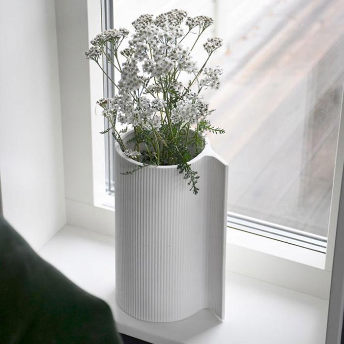 storefactory-vasunda-vase