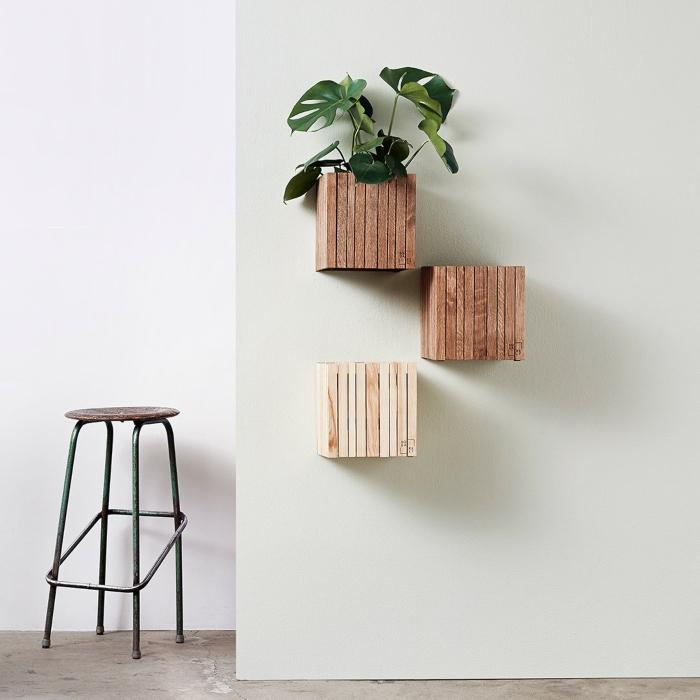SQUARELY – GrowOn Wall | mit innovativem Selbstbewässerungssystem | Design: SQUARELY squarely-growon-wall