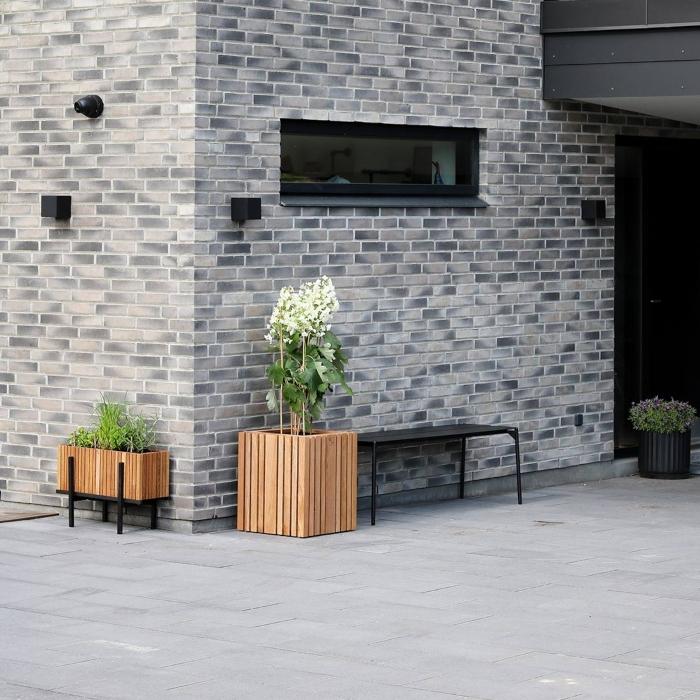 SQUARELY – GrowWide | mit innovativem Selbstbewässerungssystem | Design: SQUARELY squarely-growwide Urban Gardening