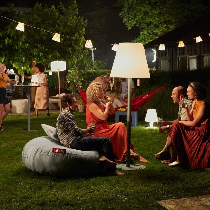 Fatboy – Edison the Giant | Outdoor Stehleuchte | 3 Helligkeitsstufen, umschaltbare Lichtfarbe fatboy-edison-the-giant