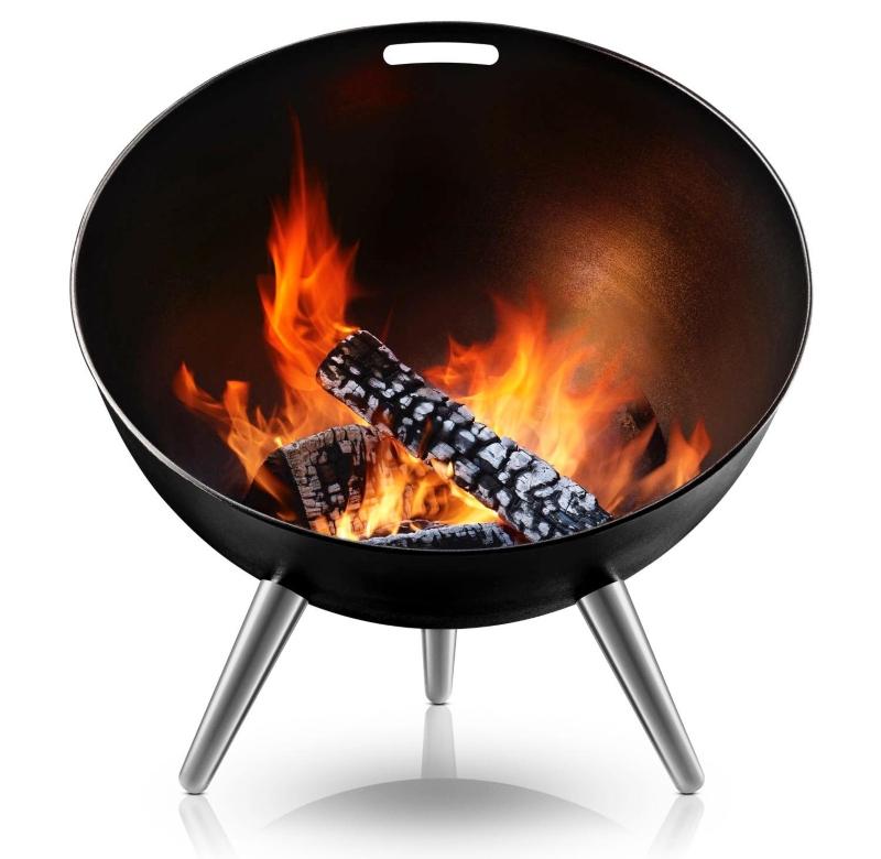 Eva Solo – Feuerschale FireGlobe | auf Aluminium-Beinen | Design: Claus Jensen und Henrik Holbæk eva-solo-fireglobe-feuerschale
