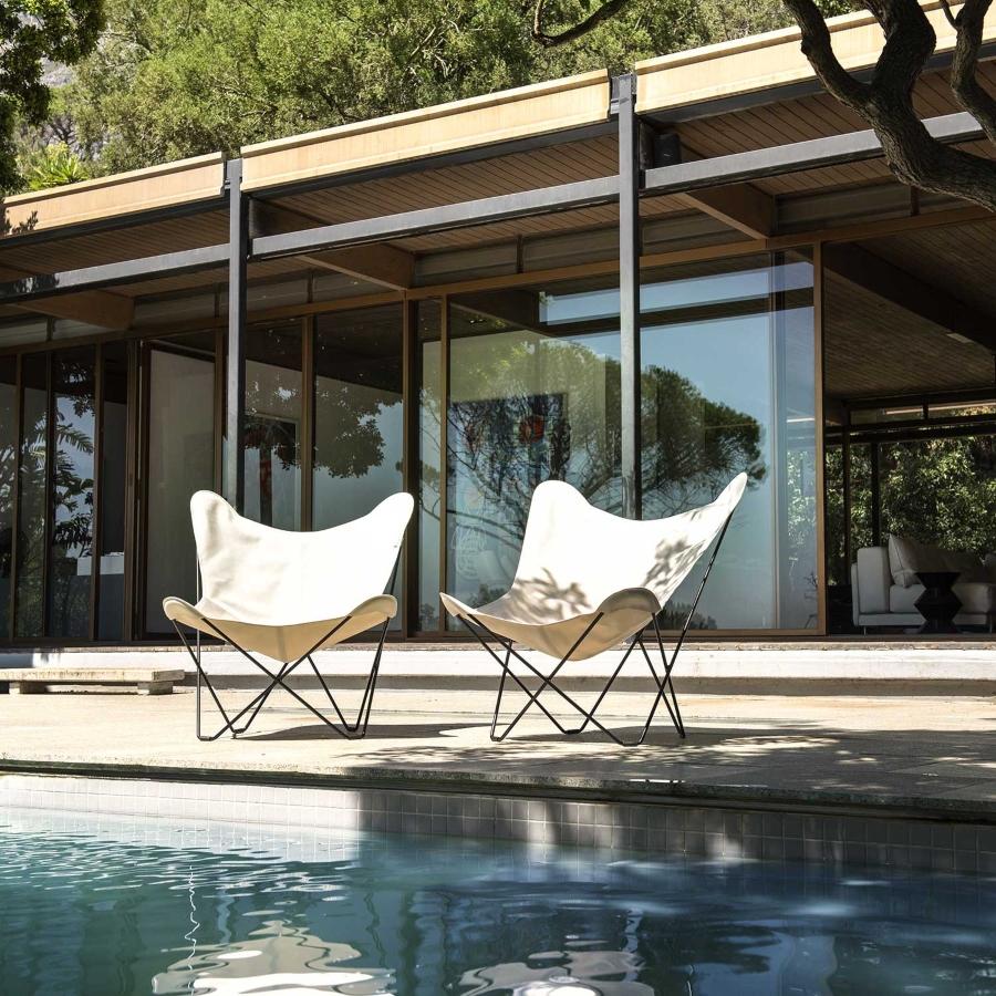 Cuero – Butterfly Sessel Sunshine Mariposa für Outdoor | Design: Antonio Bonet / Juan Kurchan cuero-sunshine-mariposa-butterfly-chair