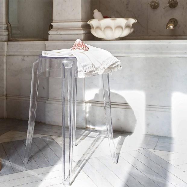 Kartell Charles Ghost Hocker | Design: Philippe Starck, 2005