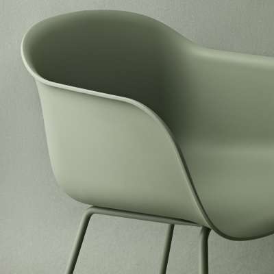 Trendfarbe der Saison Grün muuto Fiber Chair Tube Base