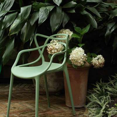 Trendfarbe Grün Kartell Masters Sedia