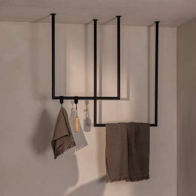 New in – 3 Neuzugänge, die einfach mega sind 1 New in Metallbude Rubi Kleiderstange