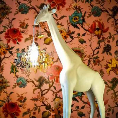 Qeeboo Giraffe in Love