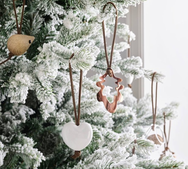 Rosendahl – Nordic Tales Christbaumanhänger | Design: Tools Design Rosendahl – Nordic Tales Christbaumanhänger | Design: Tools Design Designer-Christbaumschmuck