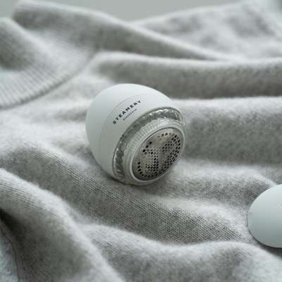 Geschenke für Frauen: 5-mal glückselige Weihnachts-Momente 6 Top 3 Geschenke für Frauen: Pilo Fabric Shaker von Steamery