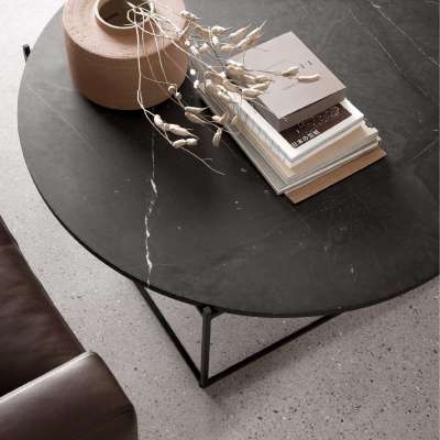 Circle von Wendelbo ist ein herrlich eleganter Couchtisch ganz im Stil des Modern Living-Trends.