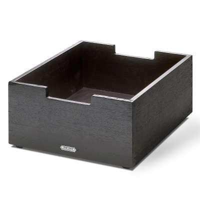 Regal dekorieren – mit kreativen Ideen und effizienten Tipps 4 Die Skagerak Cutter Box ist ein echtes Schmuckstück und ein absoluter Designklassiker.
