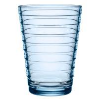 Pastellfarben: zart, lässig und erfrischend anders 11 Die finnische Architektin Aino Aalto schuf mit ihrer gerippten Glasserie einen zeitlosen Kult-Klassiker. Natürlich gibt es den Evergreen auch in diversen Pastellfarben.