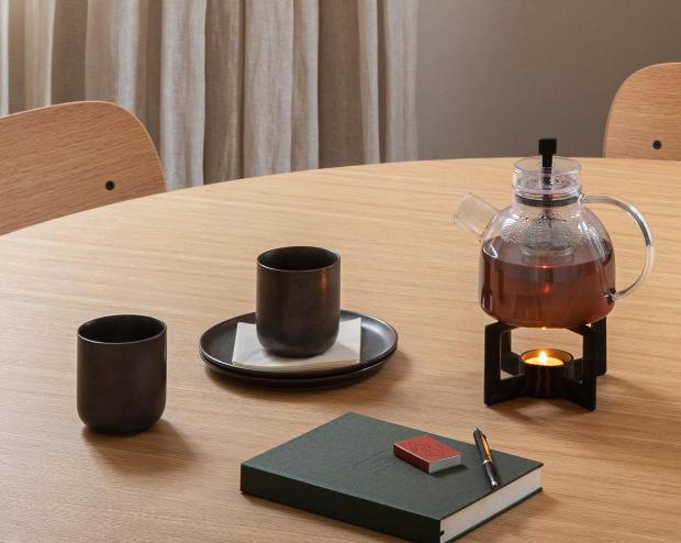 menu Kettle Teekanne mit Tee-Ei | Design: Norm