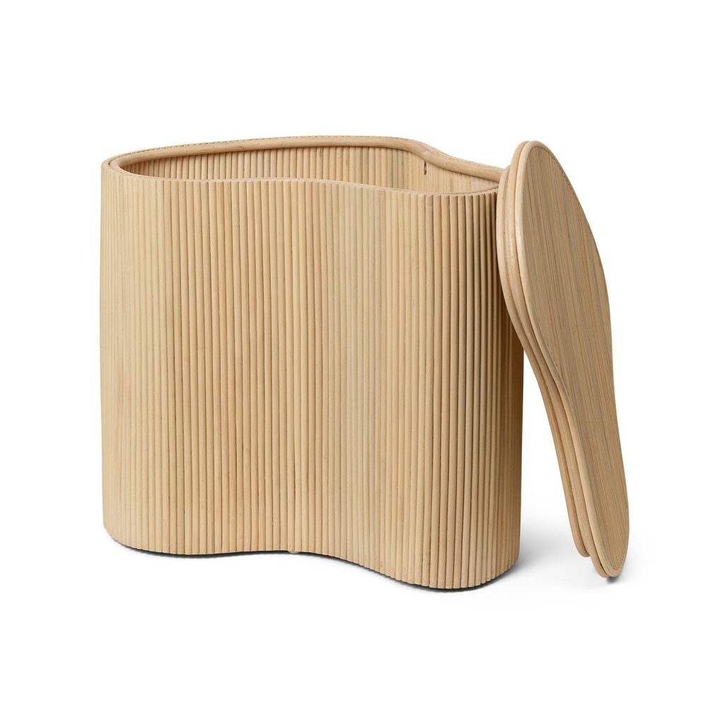 ferm LIVING Isola ist ein praktischer, kleiner Ordnungshüter. Dem Deckel sei Dank!