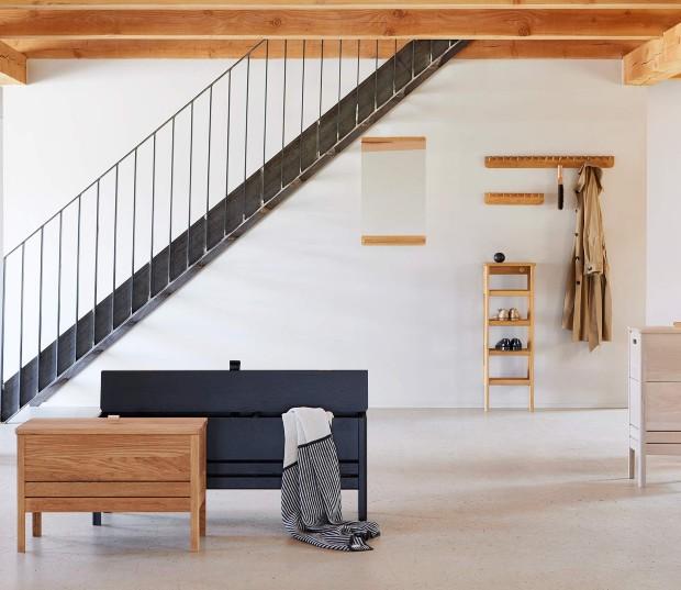 Form & Refine – Rim eleganter Wandspiegel aus Eichenholz | Design: Herman Studio Form & Refine – Rim Wandspiegel eleganter Spiegel aus Eichenholz | Design: Herman Studio