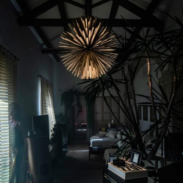 Foscarini – Sun Light of Love LED Pendelleuchte aus 390 Metallstäben | Design: Tord Boontje Foscarini – Sun Light of Love LED Pendelleuchte aus 390 Metallstäben | Design: Tord Boontje