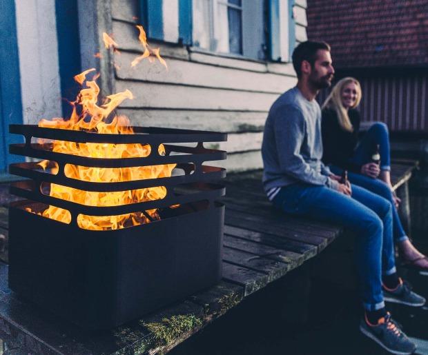 höfats CUBE Feuerstelle Feuerkorb & Hocker 