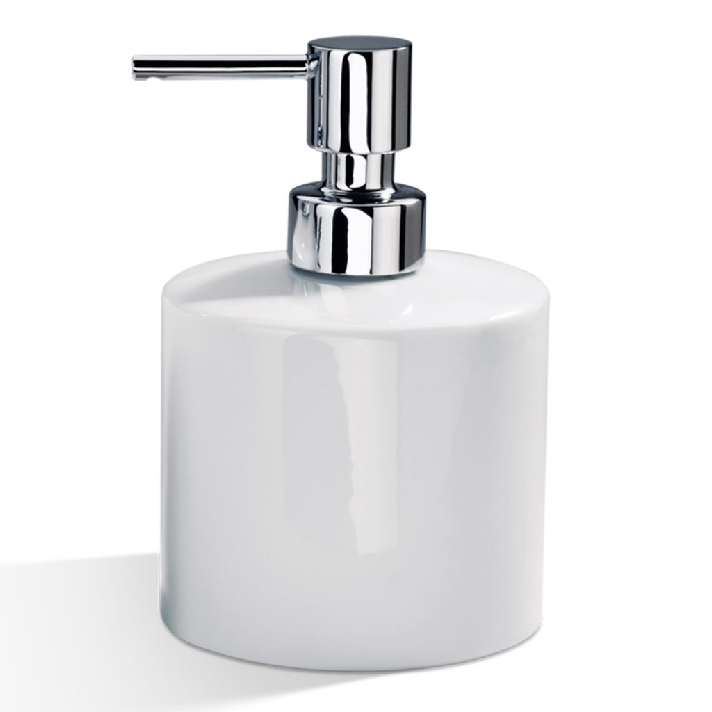 Badezimmer Ideen? Sind mit dem geschmackvollen 520 von Decor Walter sofort da – jede Menge.