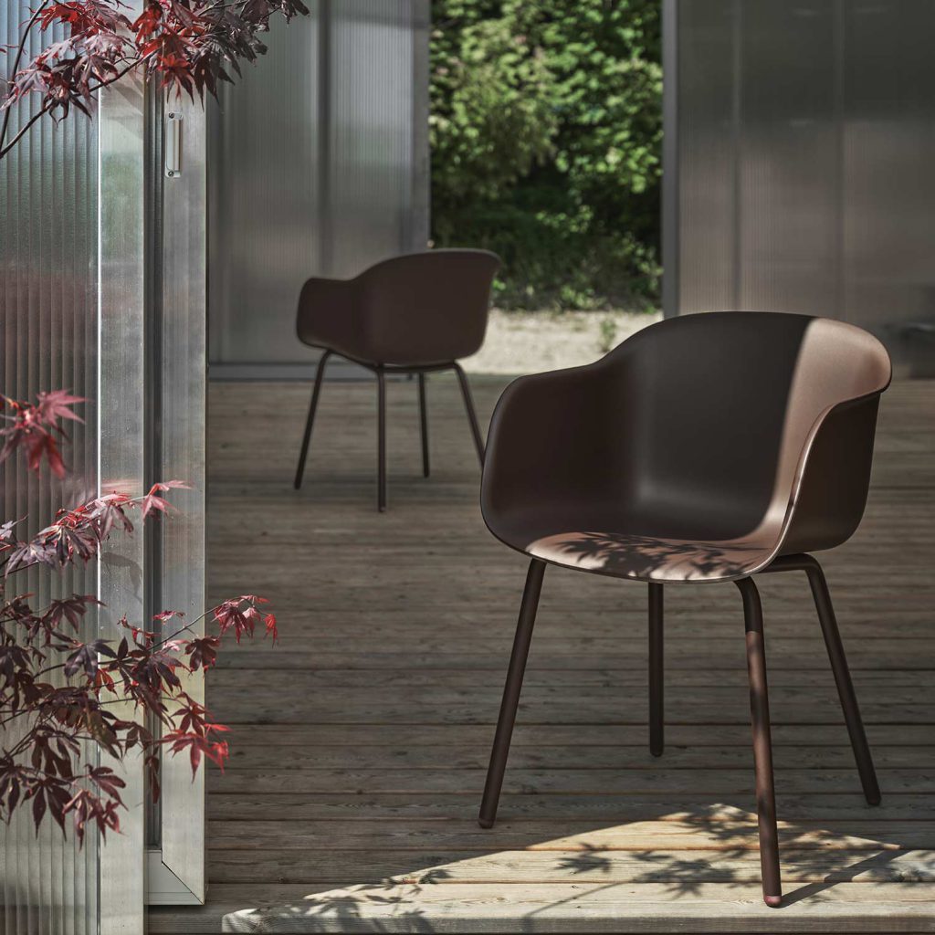 Outdoor Möbel: Die Trends 2025 9 Der Muuto Fiber Gartensessel ist ein skandinavischer Klassiker aus 100 % recyceltem Kunststoff.