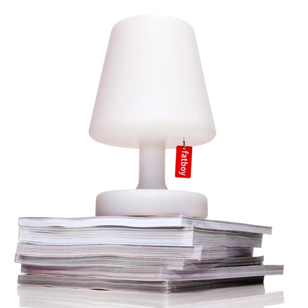 Finden Sie jetzt IHRE Outdoorlampe: Hier sind unsere HighLIGHTS 11 Die Fatboy Edison the Petit ist nicht gerade die größte Outdoorlampe, aber in ihr steckt eine intelligente App-Steuerung.