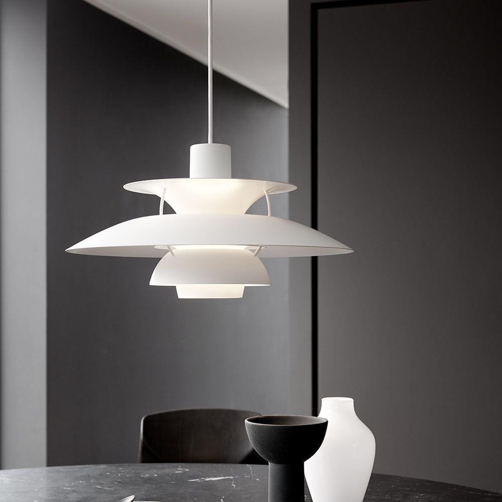 Designer im Spotlight: Poul Henningsen 2 Louis Poulsen - PH 5 Pendelleuchte; Design: Poul Henningsen